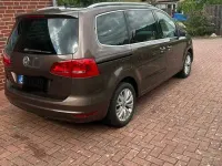 Gebraucht VW Sharan Comfortline 150 PS (110 kW) 2011 Braun Van / Kleinbus