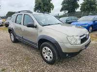 Gebraucht Dacia Duster Lauréate 105 PS (77 kW) 2011 Grün SUV
