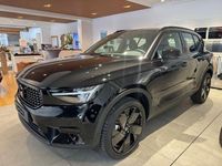 Nowe Volvo XC40 Plus 163 KM (119 kW) 2026 Czarny SUV
