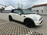 Gebraucht Mini Cooper D Cabriolet 111 PS (81 kW) 2013 Weiß Cabrio