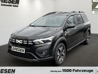 Neu Dacia Jogger Expression 158 PS (116 kW) 2025 Gruen Van / Kleinbus