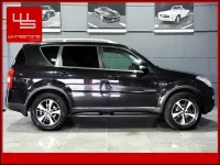 Gebraucht SsangYong Rexton Sapphire 178 PS (130 kW) 2016 Schwarz (metallic) SUV