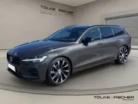Gebraucht Volvo V60 Plus 197 PS (144 kW) 2023 Platinum grey (metallic) Kombi