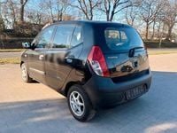 Gebraucht Hyundai i10 66 PS (48 kW) 2010 Schwarz Kleinwagen