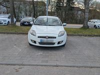 Gebraucht Fiat Bravo Dynamic 90 PS (66 kW) 2011 Weiß Kleinwagen
