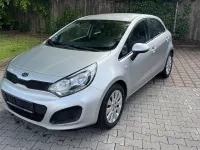 Occasion Kia Rio Edition 7 75 ch (55 kW) 2012 Argent Berline