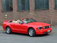 Gebraucht Ford Mustang GT 305 PS (224 kW) 2005 Rot Cabrio