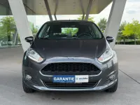 Gebraucht Ford Fiesta Celebration 80 PS (58 kW) 2017 Grau Kleinwagen