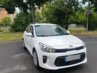 Gebraucht Kia Rio DREAM-TEAM Edition 84 PS (61 kW) 2019 Weiß Limousine