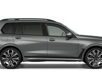 Neu BMW X7 Performance 352 PS (258 kW) 2026 Grau SUV