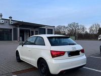 Gebraucht Audi A1 Comfort 106 PS (77 kW) 2010 Beige Kleinwagen