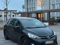 Gebraucht Toyota Verso 147 PS (108 kW) 2017 Schwarz Van / Kleinbus