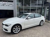 Gebraucht BMW 318 Advantage 136 PS (100 kW) 2017 Weiß Limousine