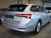 Gebraucht Skoda Octavia Ambition 150 PS (110 kW) 2022 Silber Limousine