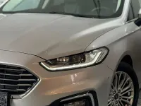 Gebraucht Ford Mondeo 150 PS (110 kW) 2022 Silber Limousine