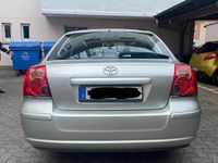 Gebraucht Toyota Avensis T2 129 PS (94 kW) 2004 Grau Limousine