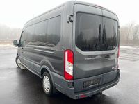 Second-hand Ford Transit 131 CP (96 kW) 2018 Gri Break