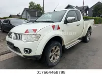 Gebraucht Mitsubishi L200 Intense 178 PS (130 kW) 2011 Weiß Pickup