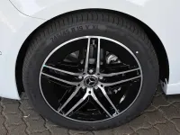 Gebraucht Mercedes V250 AMG 140 PS (102 kW) 2025 Bergkristallweiß metallic Van / Kleinbus