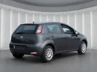 Gebraucht Fiat Punto Easy 69 PS (50 kW) 2012 Grau Kleinwagen