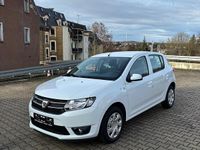 Gebraucht Dacia Sandero 90 PS (66 kW) 2015 Weiß Kleinwagen