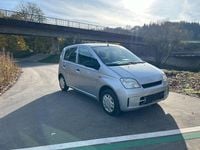 Gebraucht Daihatsu Cuore Plus 58 PS (42 kW) 2003 Silber Kleinwagen