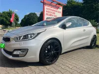 Gebraucht Kia ProCeed Edition 7 135 PS (99 kW) 2015 Grau Kleinwagen