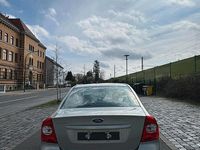 Gebraucht Ford Focus 101 PS (74 kW) 2009 Silber Limousine