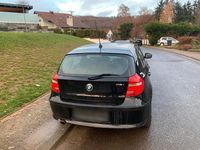 Gebraucht BMW 116 122 PS (89 kW) 2010 Schwarz Kleinwagen