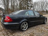 Gebraucht Mercedes E500 306 PS (225 kW) 2003 Limousine