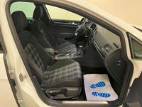 Gebraucht VW Golf VII Design 184 PS (135 kW) 2016 Weiß Kombi