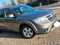 Gebraucht Fiat Freemont 140 PS (102 kW) 2011 Grau SUV