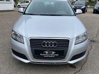 Gebraucht Audi A3 Attraction 125 PS (91 kW) 2010 Silber Kleinwagen