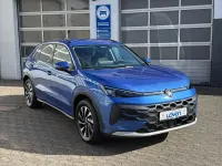 Gebraucht VW T-Roc Life 150 PS (110 kW) 2026 Blau SUV