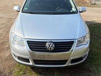Gebraucht VW Passat Comfortline 140 PS (102 kW) 2005 Grau Kombi