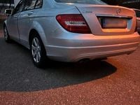 Gebraucht Mercedes C200 136 PS (100 kW) 2011 Silber Limousine