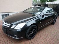 Gebraucht Mercedes E350 231 PS (169 kW) 2009 Schwarz metallic Coupé