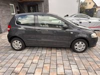 Gebraucht VW Fox 54 PS (39 kW) 2009 Grau Kleinwagen