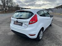 Gebraucht Ford Fiesta Trend 82 PS (60 kW) 2009 Weiß Kleinwagen
