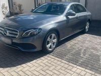 Gebraucht Mercedes E220 194 PS (142 kW) 2016 Grau Limousine