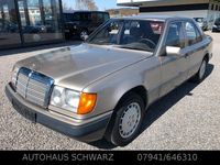 Gebraucht Mercedes E230 132 PS (97 kW) 1990 Silber Limousine