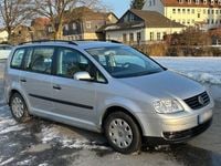 Gebraucht VW Touran Basis 116 PS (85 kW) 2004 Silber Van / Kleinbus