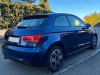 Gebraucht Audi A1 Attraction 86 PS (63 kW) 2012 Blau Kleinwagen