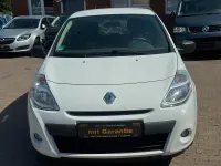 Gebraucht Renault Clio 75 PS (55 kW) 2012 Weiß Kleinwagen