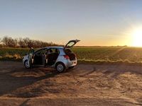 Gebraucht Toyota Yaris 99 PS (72 kW) 2011 Silber Kleinwagen