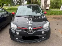 Second-hand Renault Twingo Luxe 90 CP (66 kW) 2015 Negru Hatchback