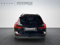 Gebraucht Volvo V60 Core 197 PS (144 kW) 2022 Schwarz Kombi