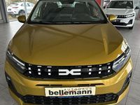 Neu Dacia Sandero Expression 101 PS (74 kW) 2026 Gelb Limousine