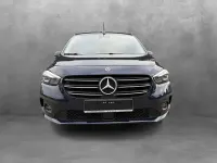 Gebraucht Mercedes T180 Progressive 116 PS (85 kW) 2026 Cavansitblau Van / Kleinbus