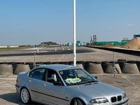 Gebraucht BMW 323 200 PS (147 kW) 1999 Silber Limousine